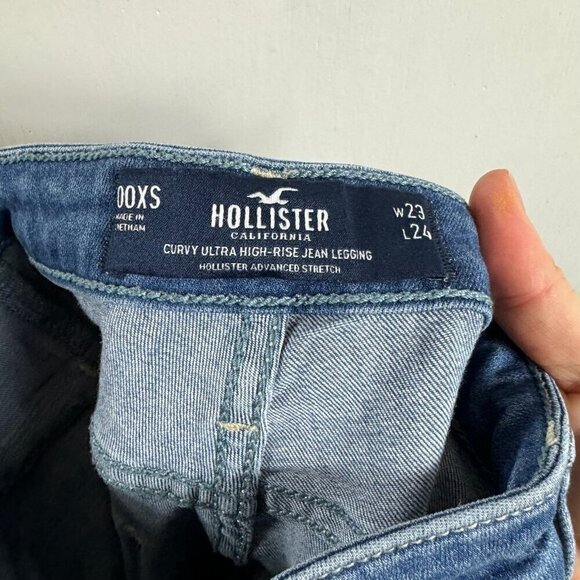 Hollister curvy ultra high rise jean leggings medium wash.  Sz 23x24 - Picture 6 of 7